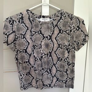 T-Shirt Babaton Aritzia